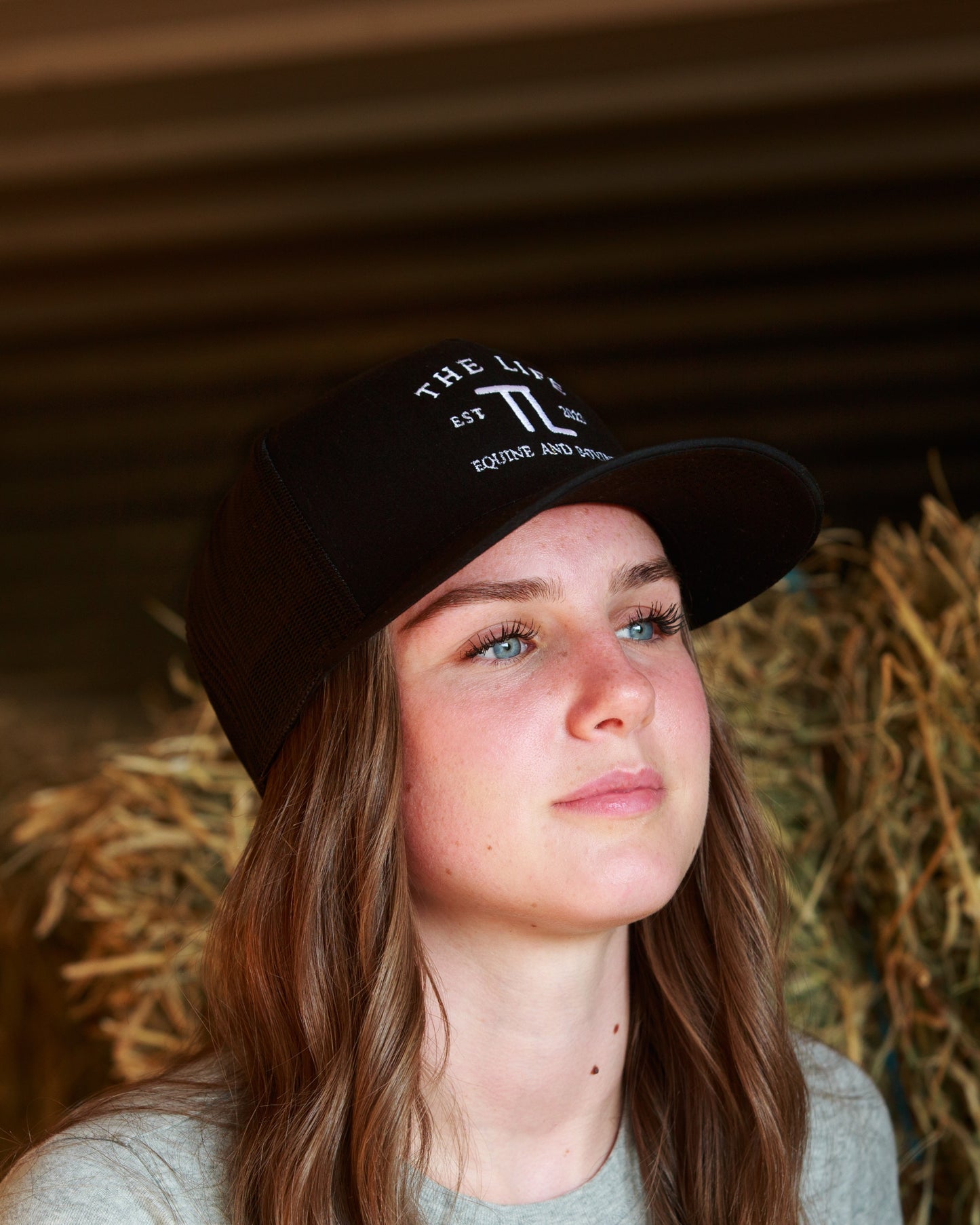 EQUINE AND BOVINE HAT